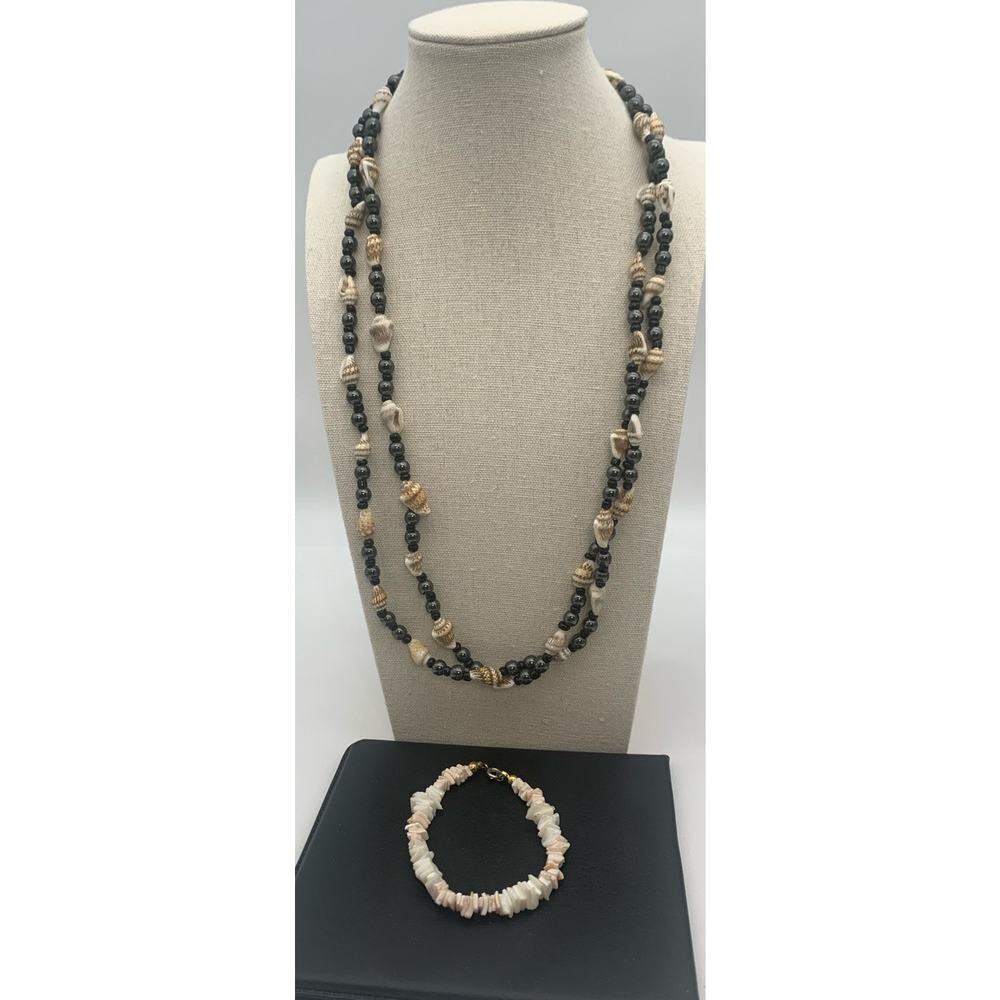 Double Strand Necklace And Bracelet Lot Shells & Beads Beachy Ocean Nautical